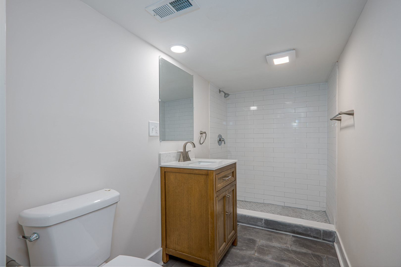 8634 S Laflin Street Property Photo 26