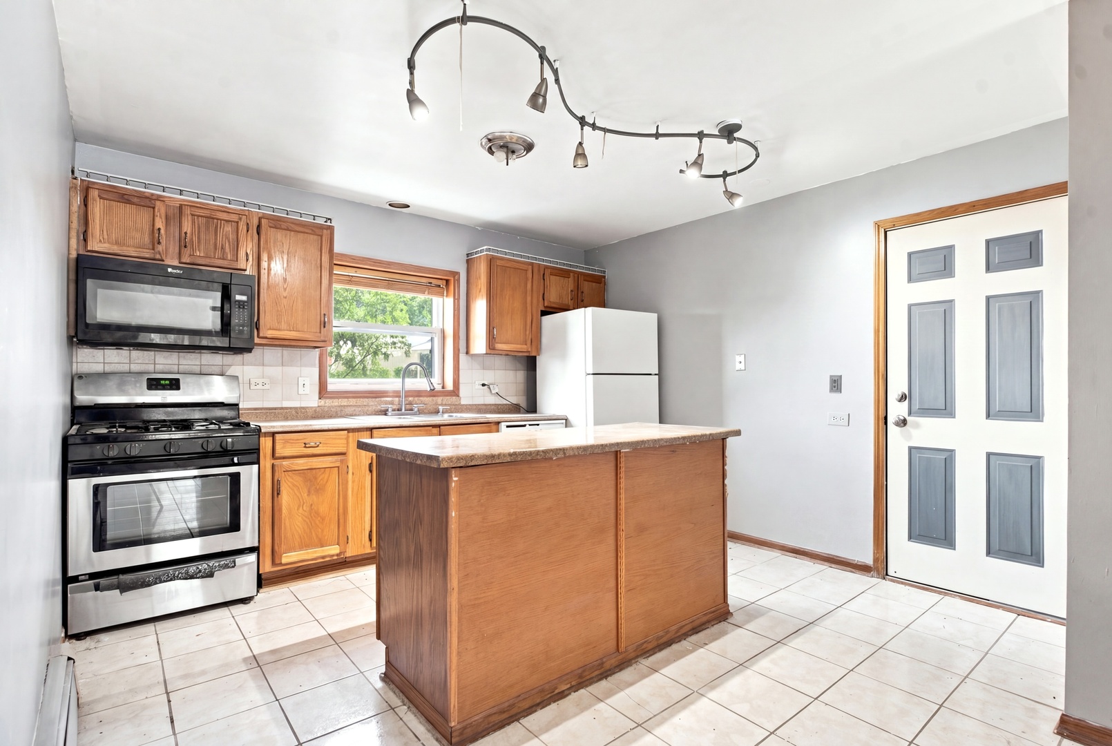 10747 S Harlem Avenue 2a Property Photo 7