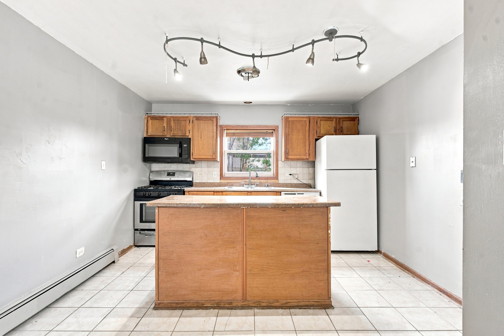 10747 S Harlem Avenue 2a Property Photo 8