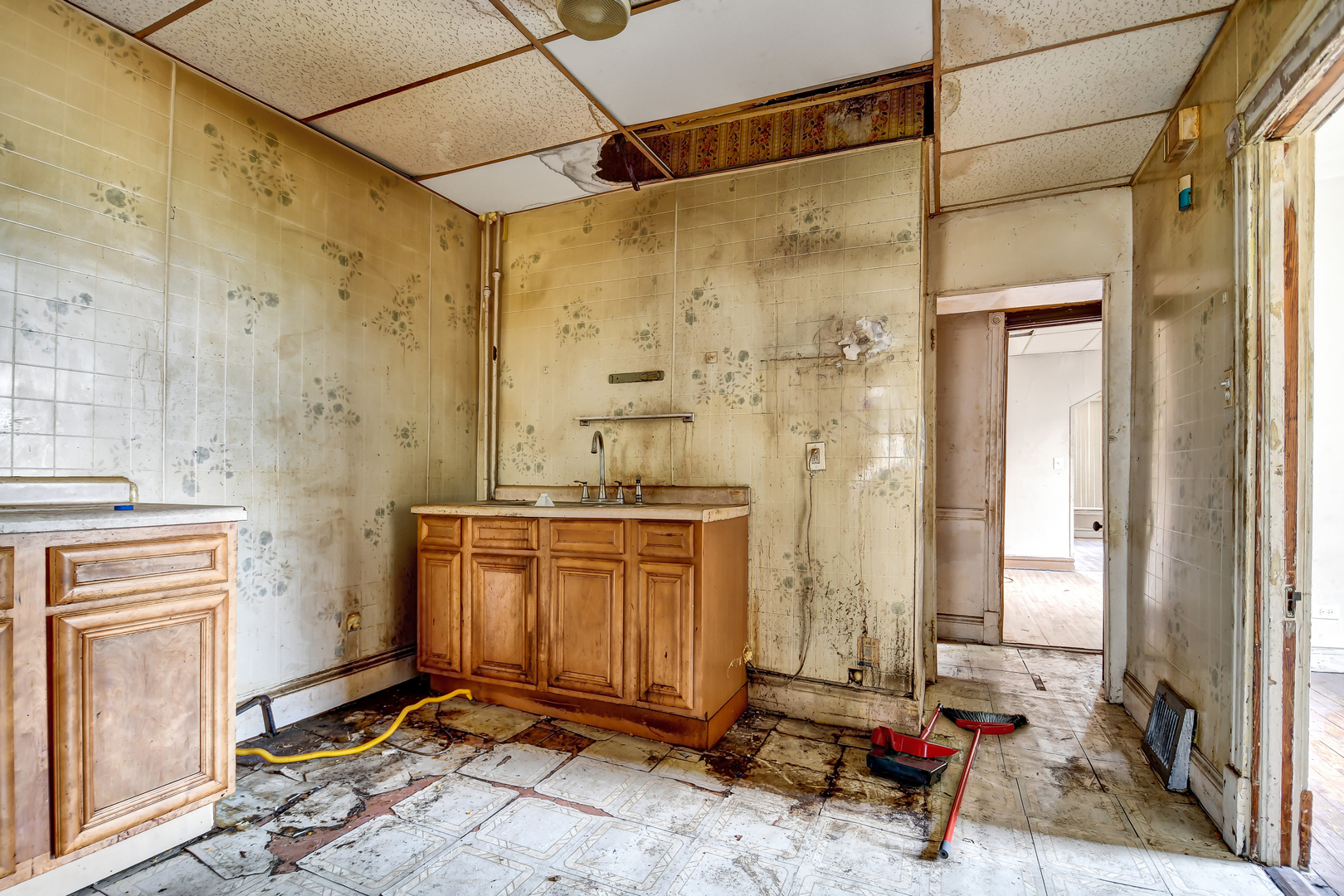 3413 W Carroll Avenue Property Photo 4