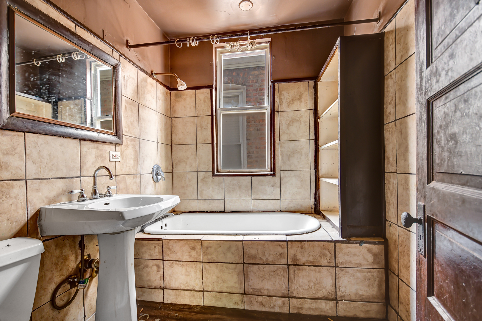 3413 W Carroll Avenue Property Photo 7