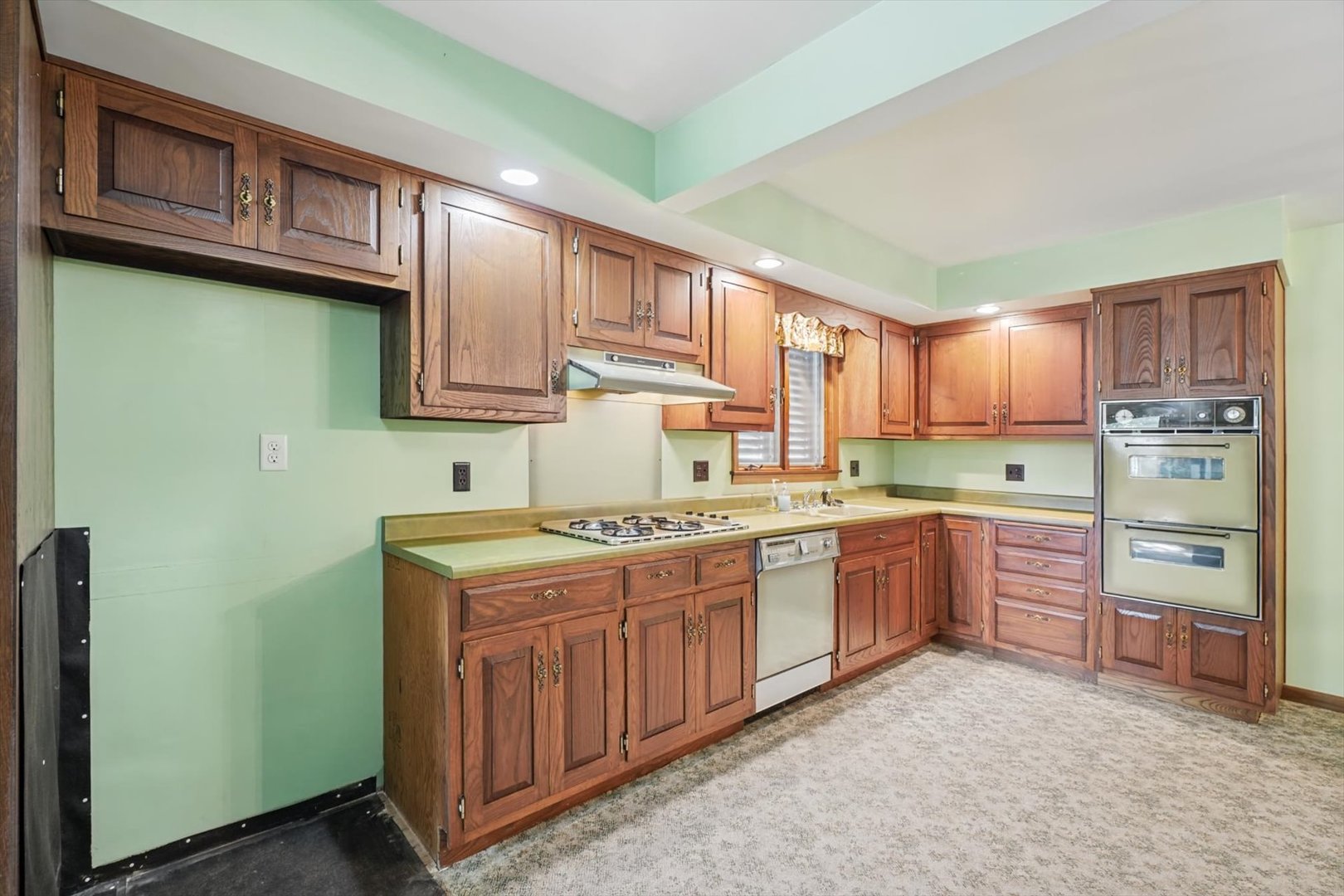 217 Cedar Street Property Photo 18