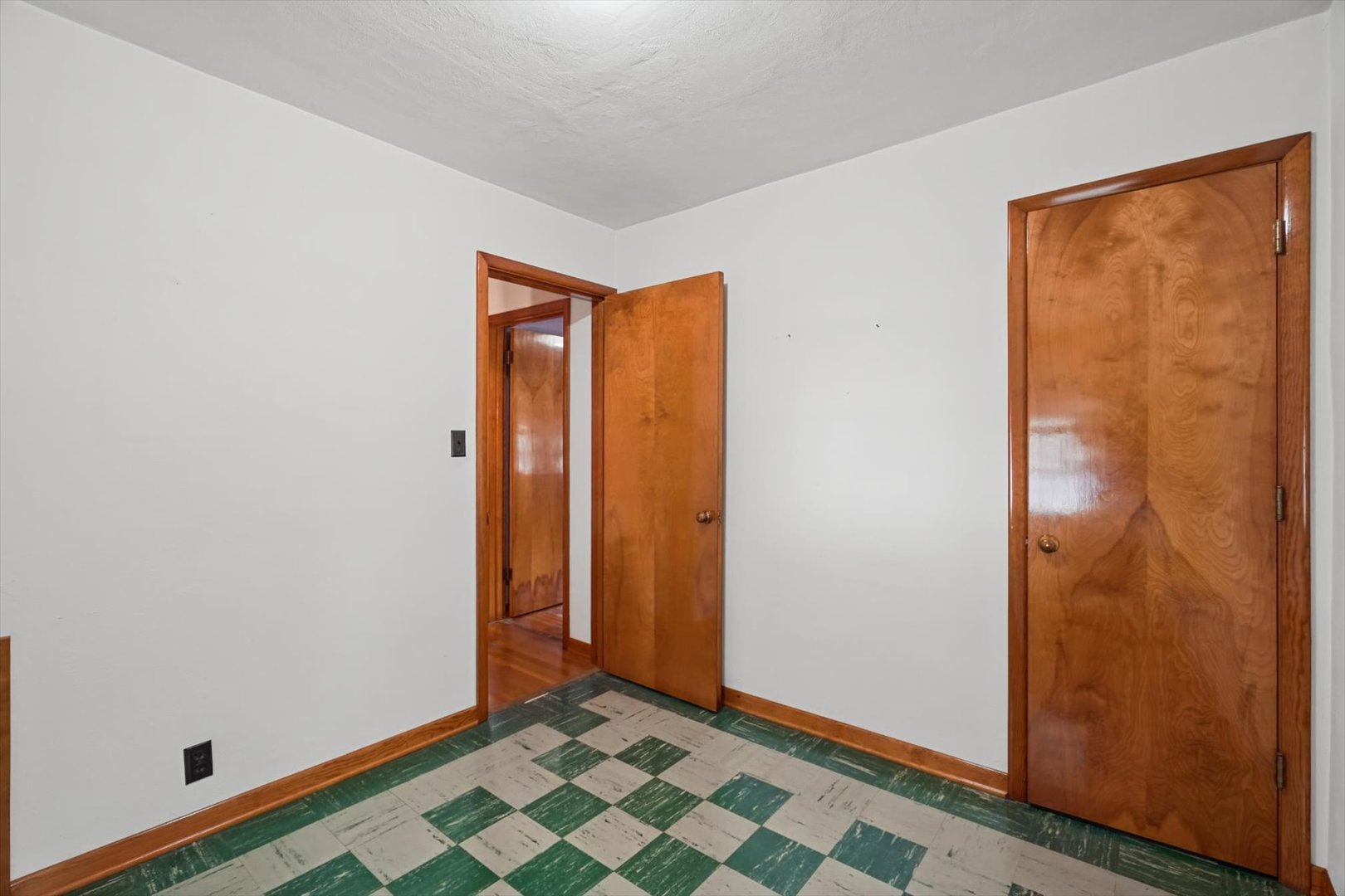 217 Cedar Street Property Photo 33