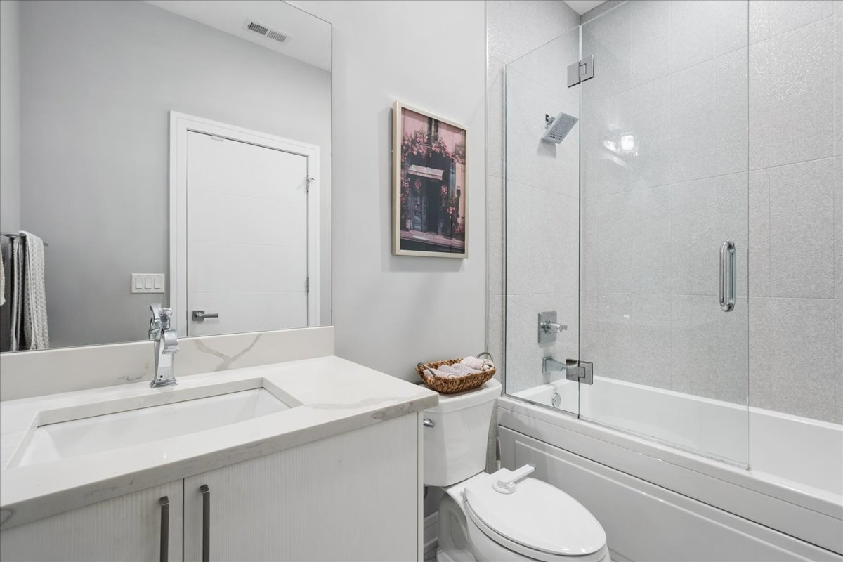 1317 N Larrabee Street 401 Property Photo 20