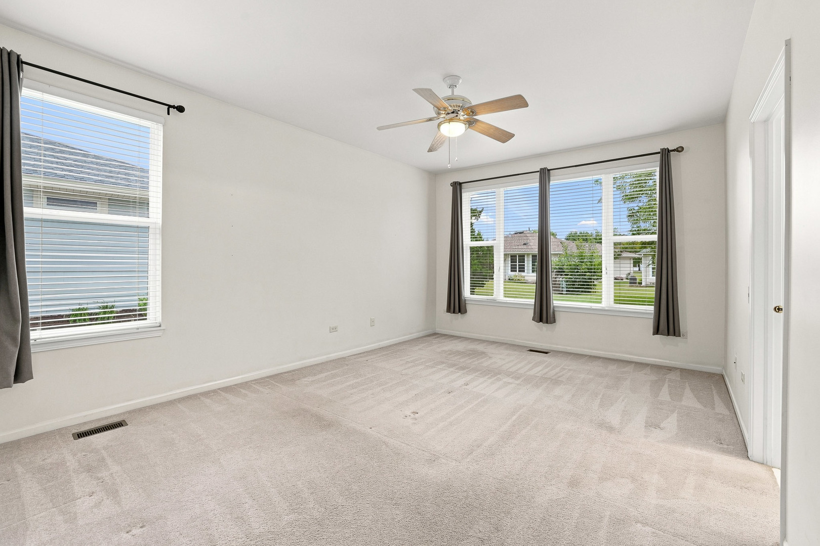 12449 Fox Run Court Property Photo 11