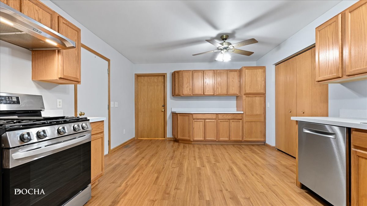 335 B Warren Street B Property Photo 8