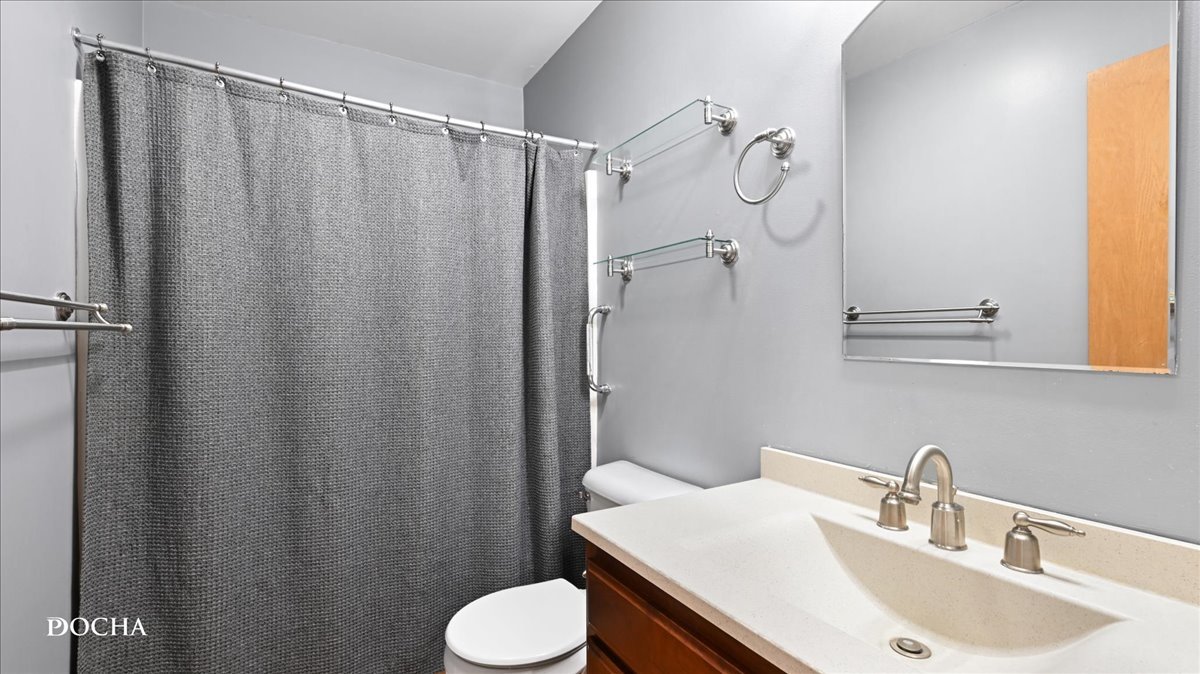 335 B Warren Street B Property Photo 10