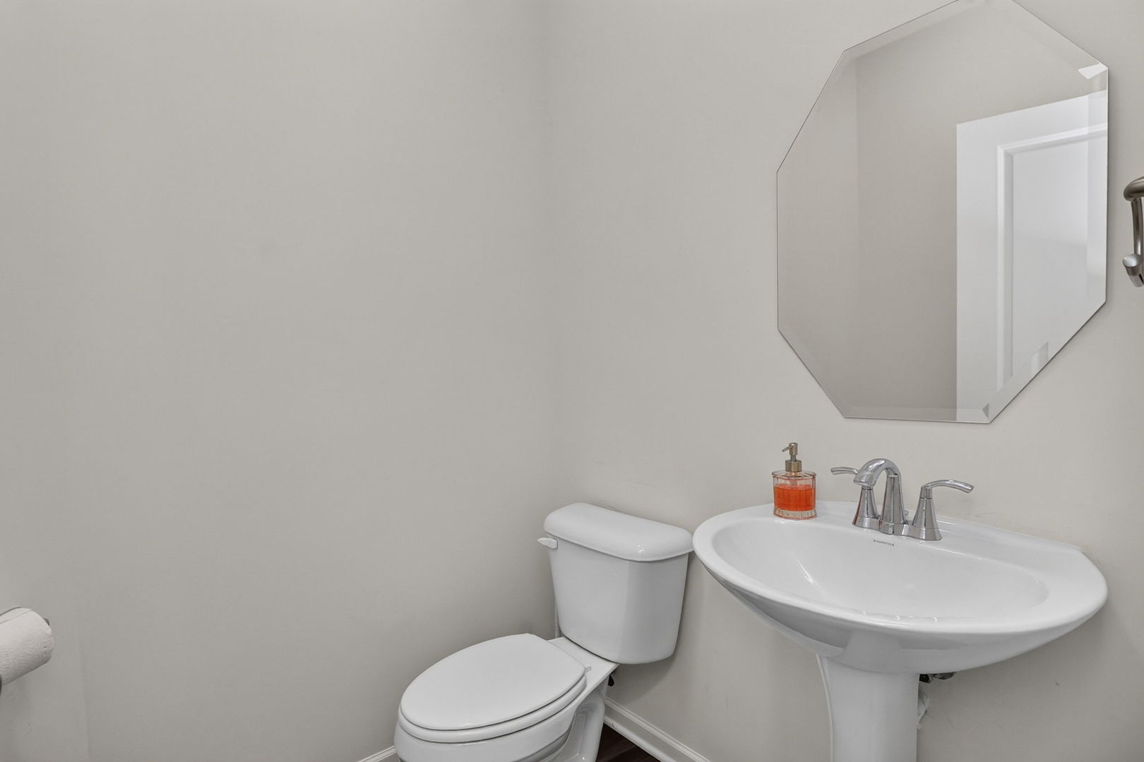 16156 S Lake View Road Property Photo 14