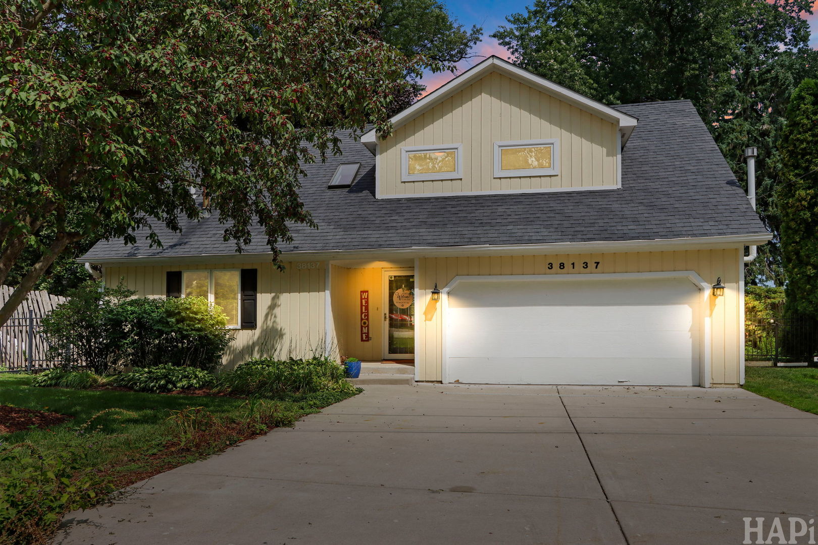 38137 N Bolton Place Property Photo 41