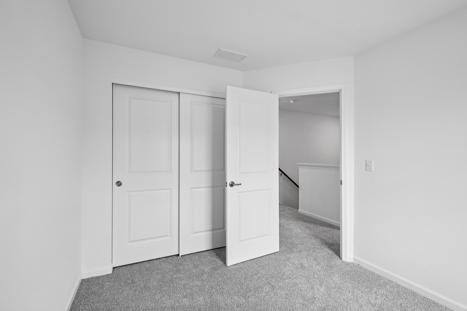 439 Red Oak Circle Property Photo 14