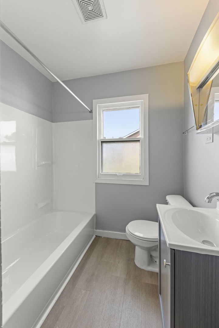 803 1st Avenue Property Photo 8