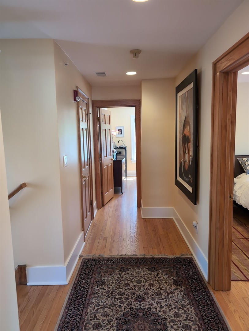 417 N Hough Street Property Photo 14