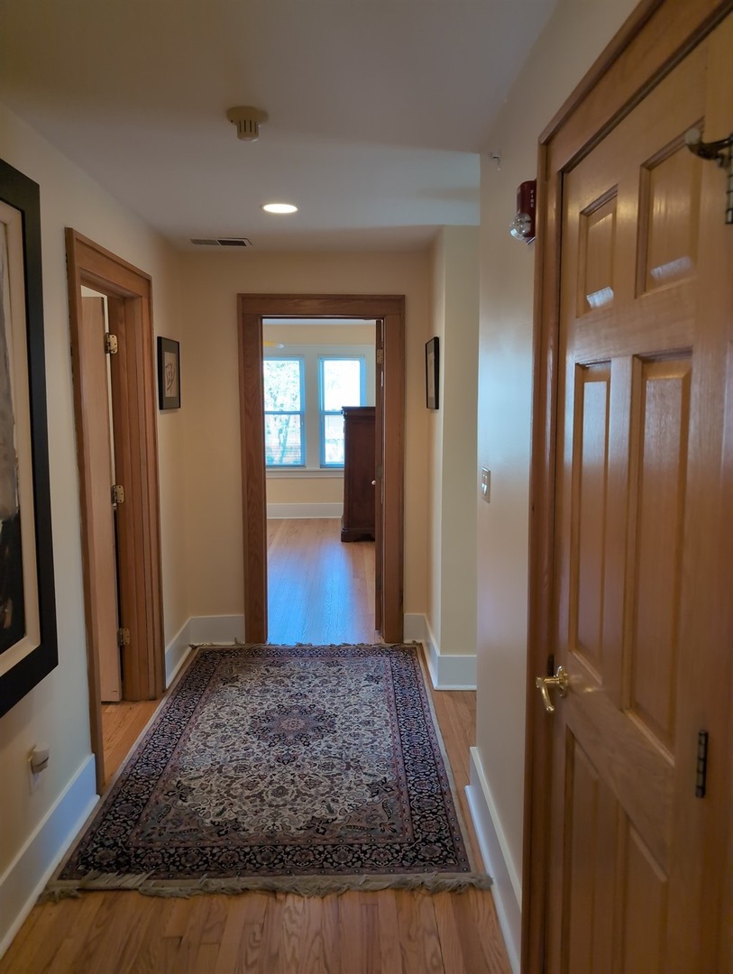 417 N Hough Street Property Photo 15