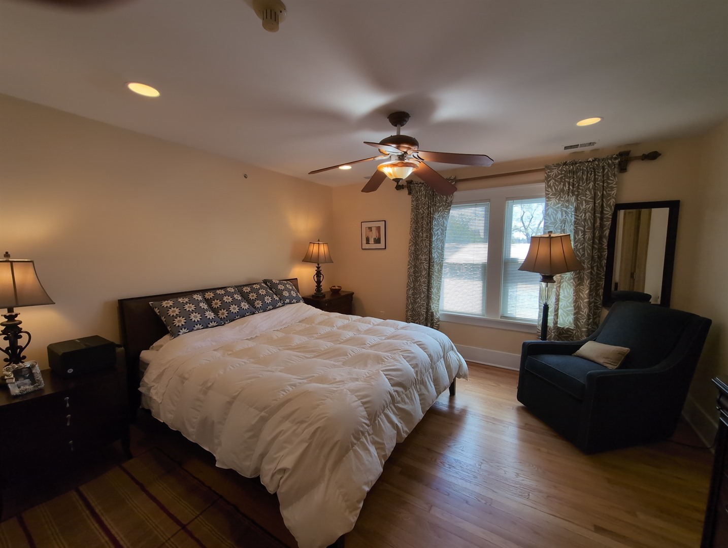 417 N Hough Street Property Photo 19