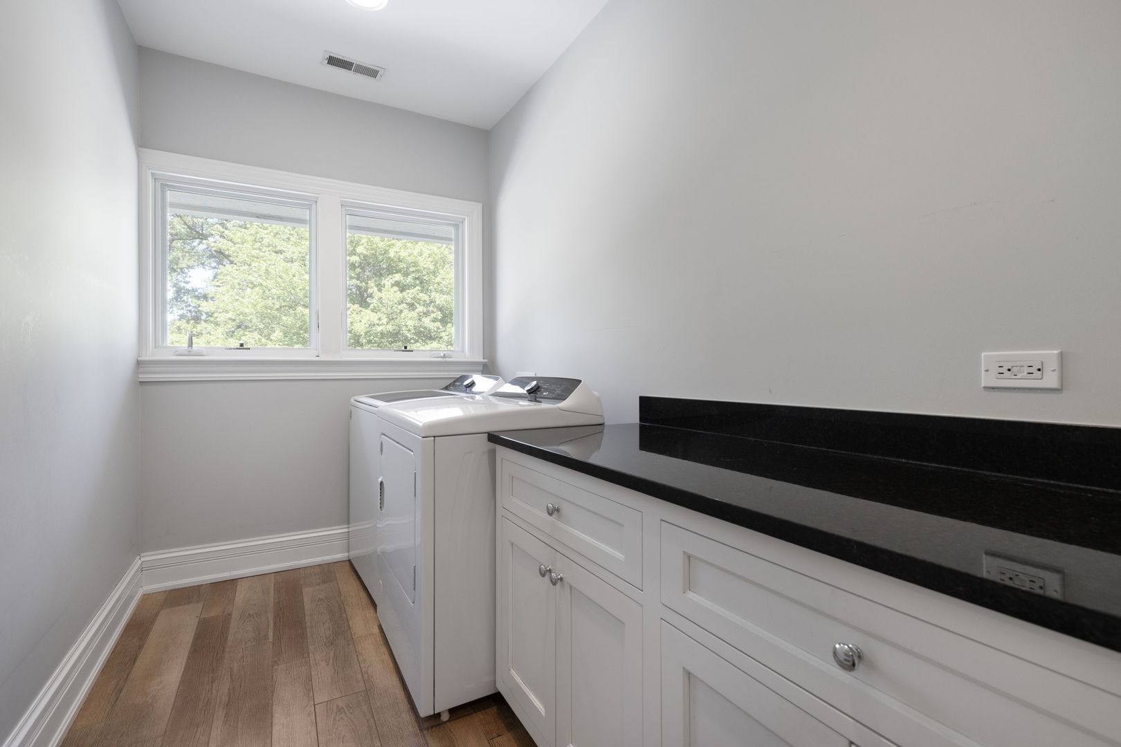 412 Cumnor Road Property Photo 30