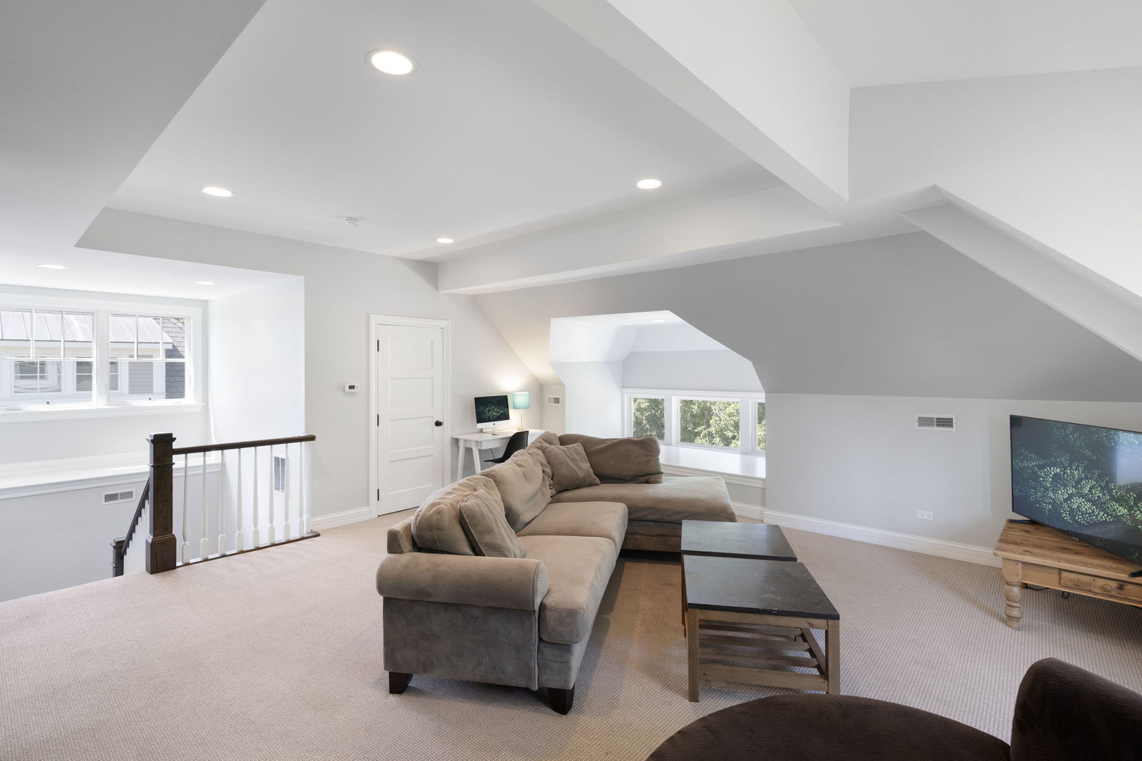 412 Cumnor Road Property Photo 32