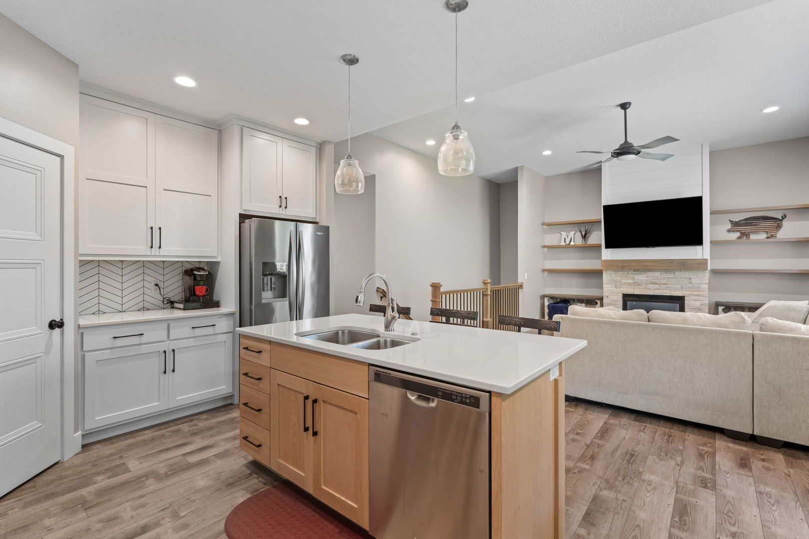 781 Bluestem Court Property Photo 11