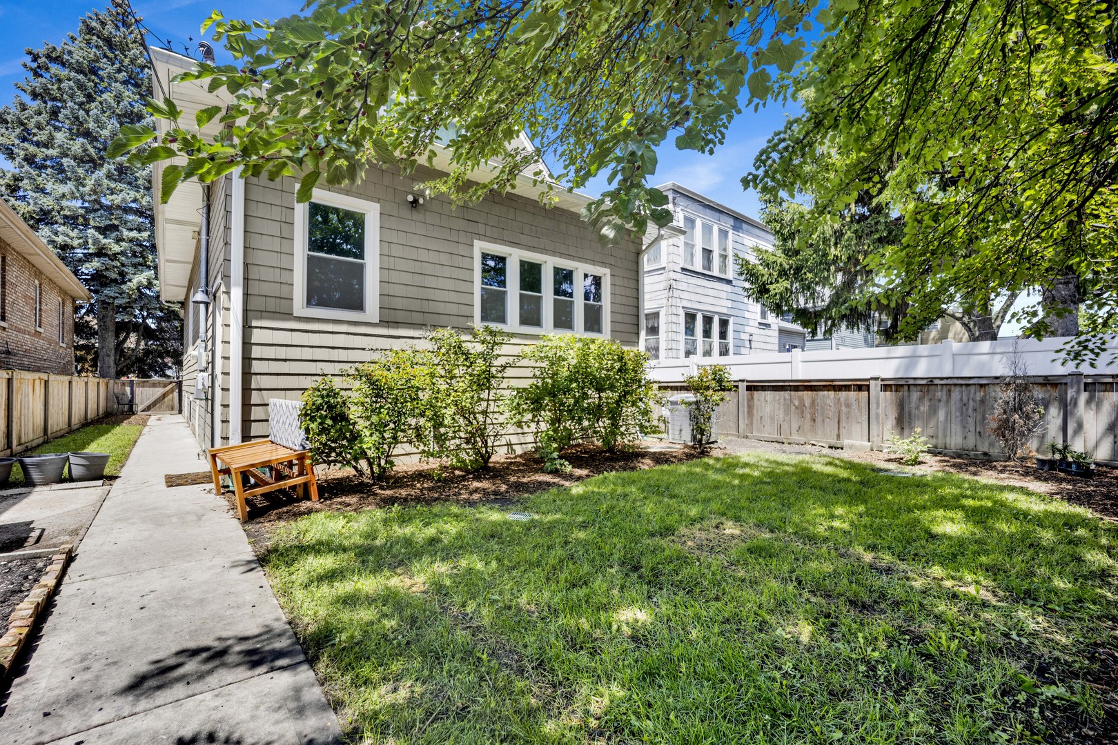 840 Beloit Avenue Property Photo 16