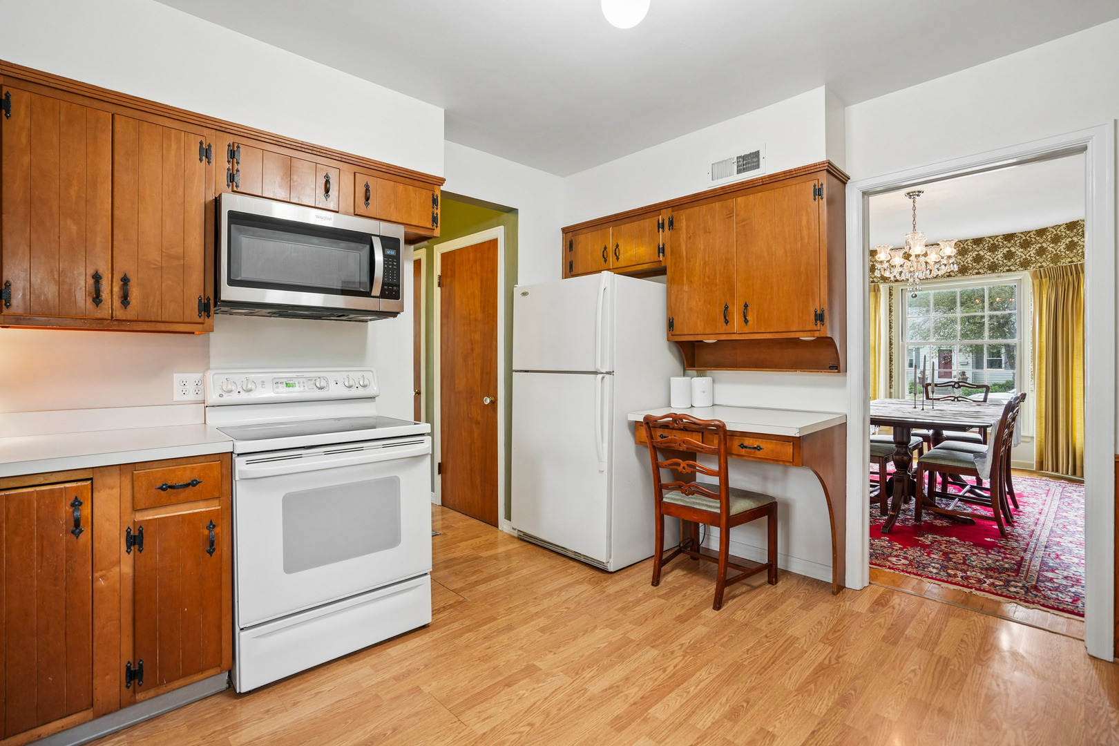 917 Holmes Street Property Photo 10