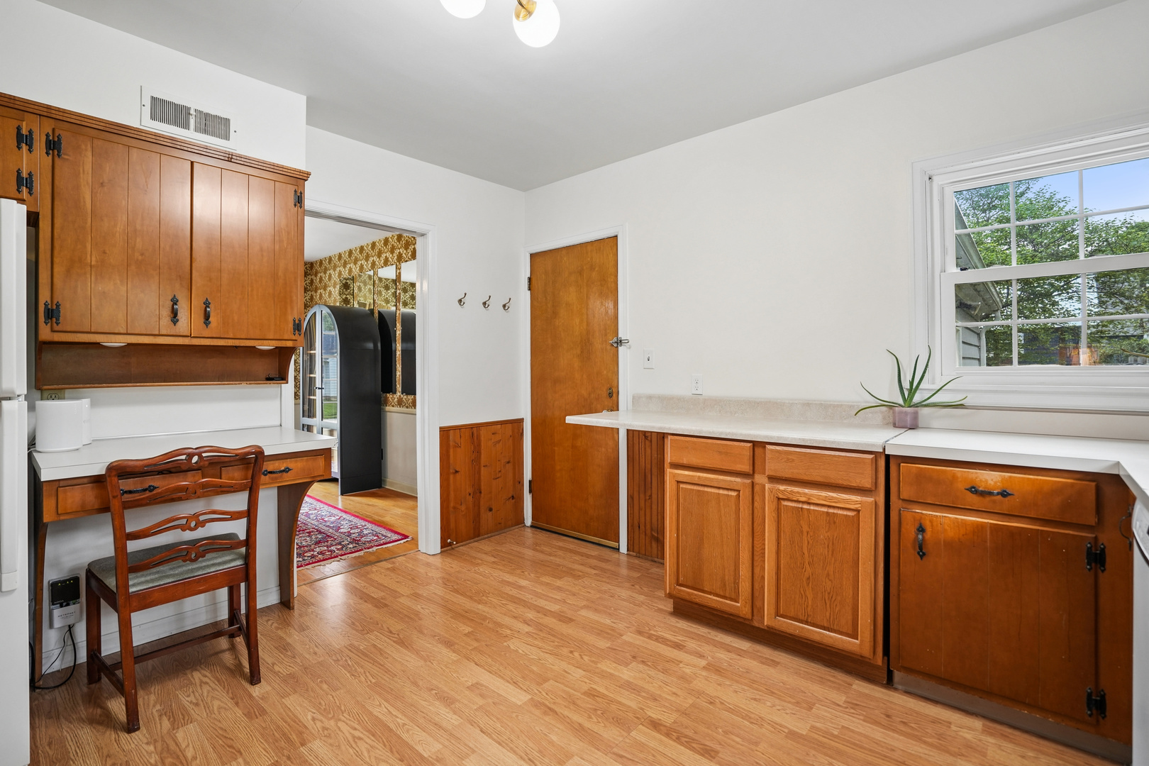 917 Holmes Street Property Photo 11