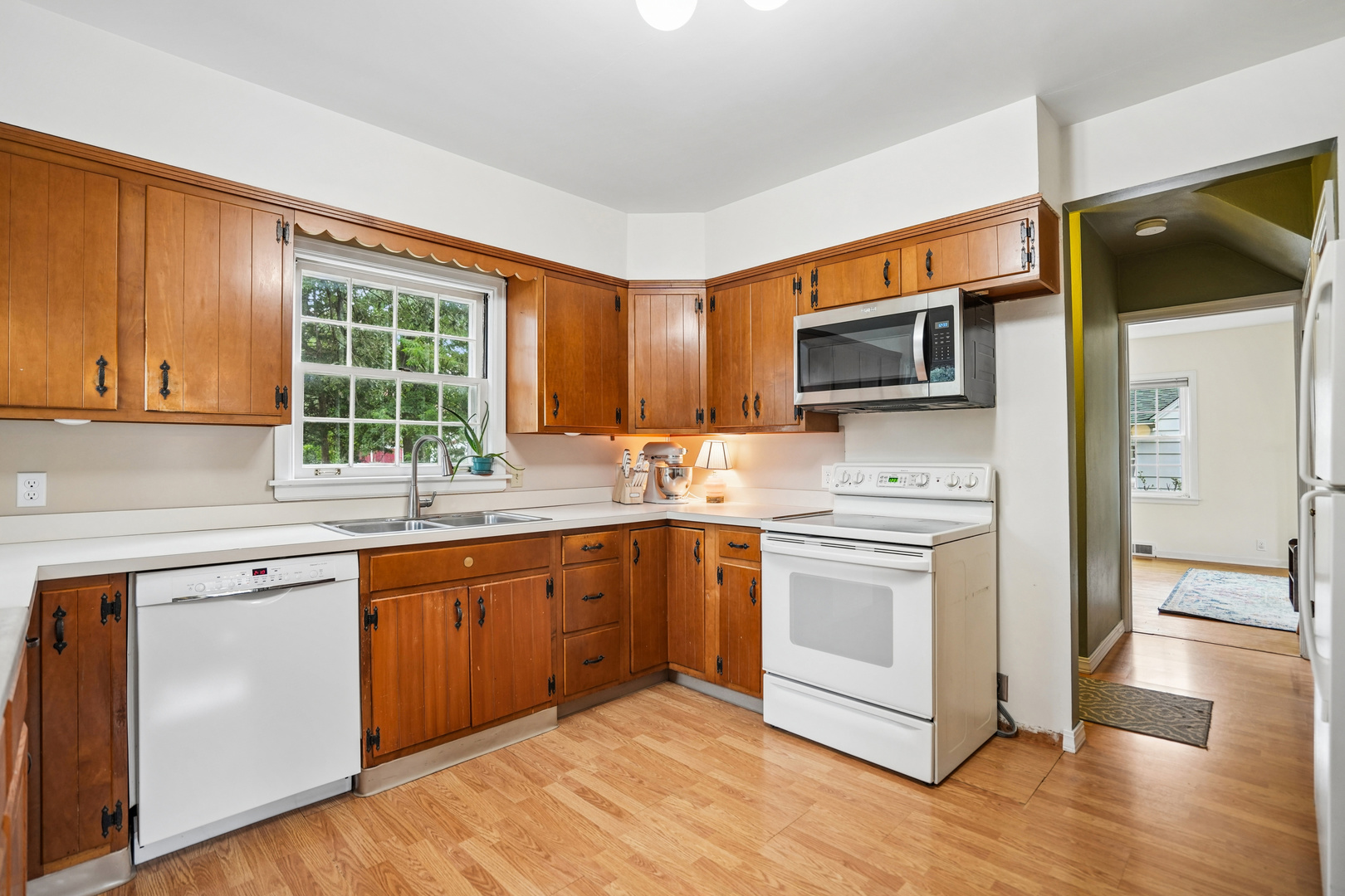 917 Holmes Street Property Photo 12