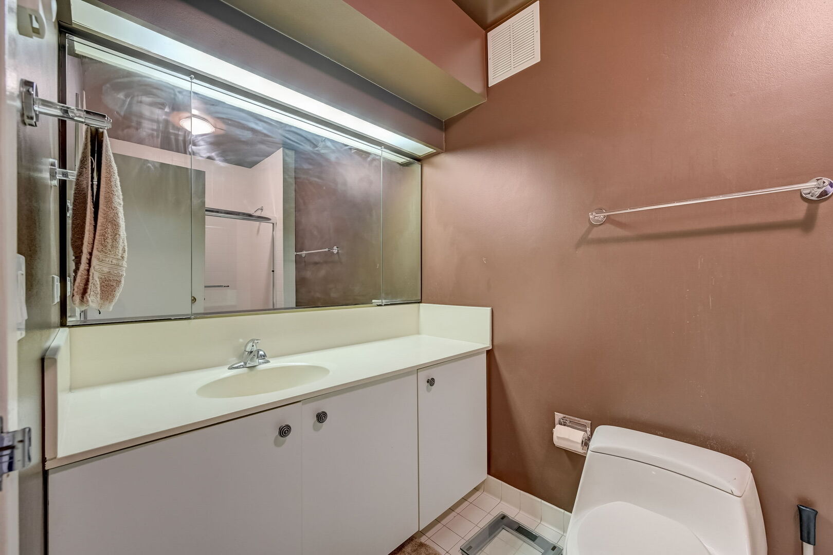 400 E Ohio Street 801 Property Photo 13