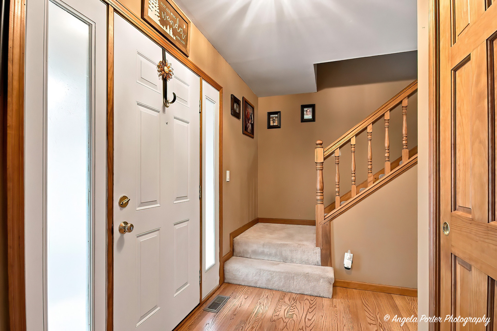 1813 Lakeview Street Property Photo 8