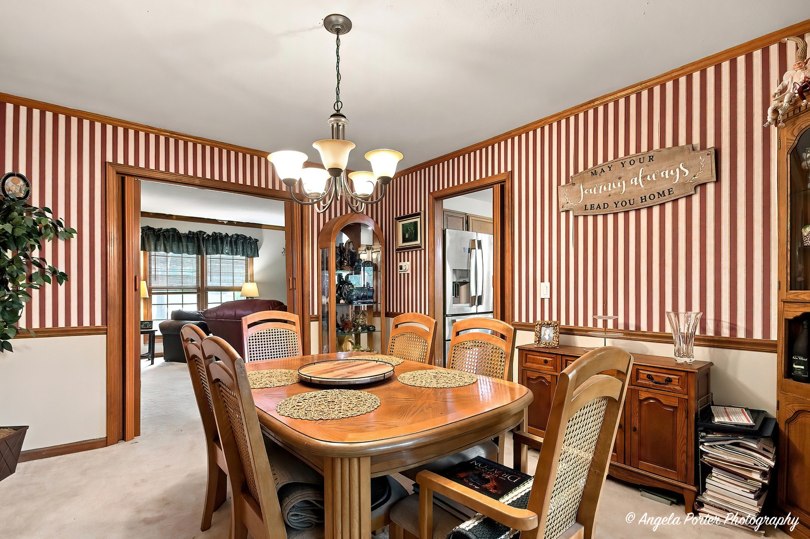 1813 Lakeview Street Property Photo 14