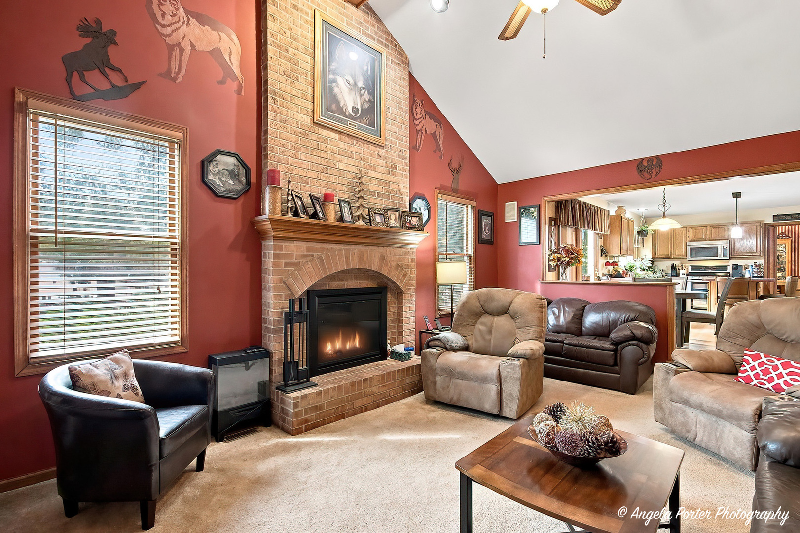 1813 Lakeview Street Property Photo 22