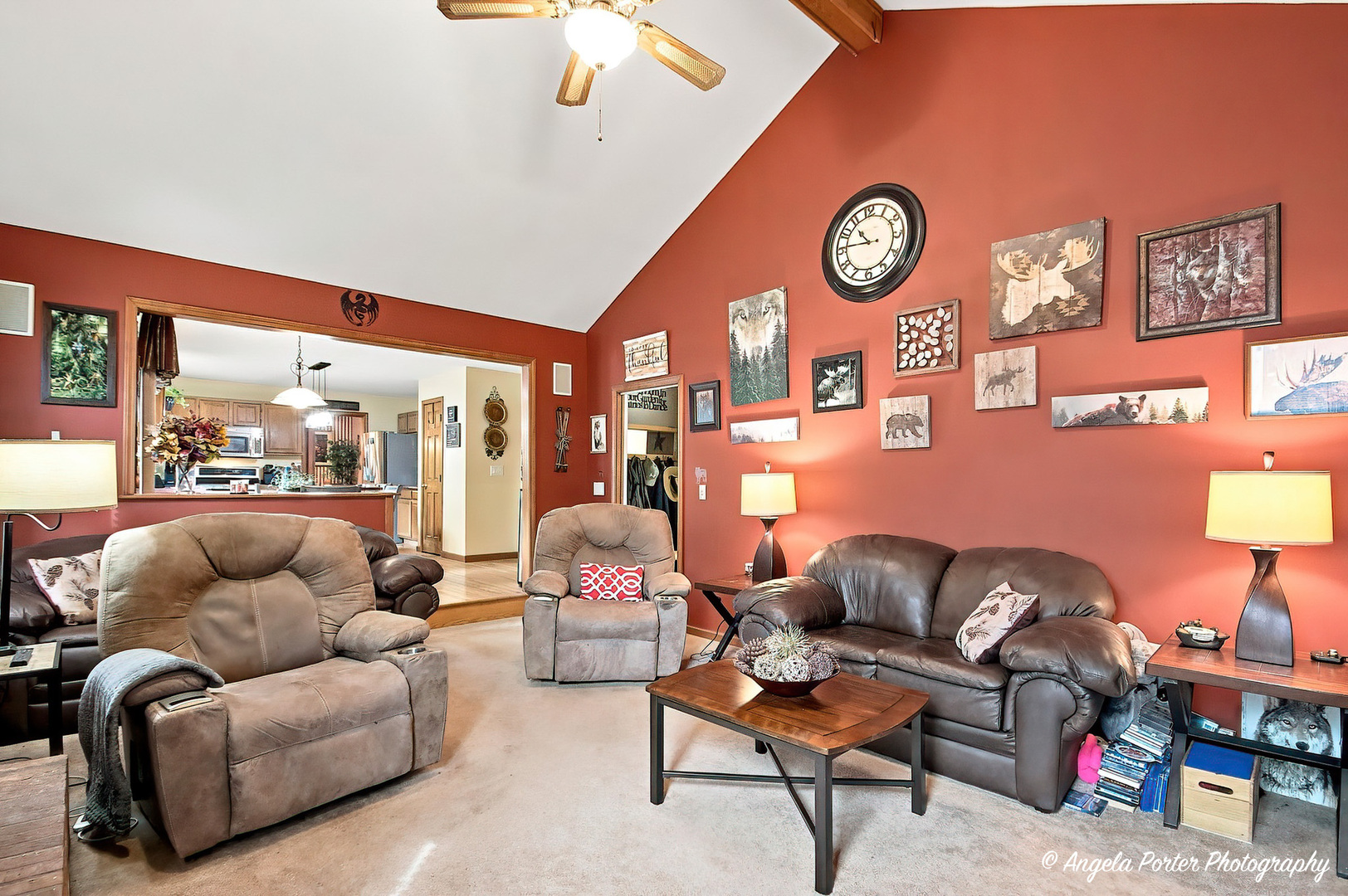 1813 Lakeview Street Property Photo 23