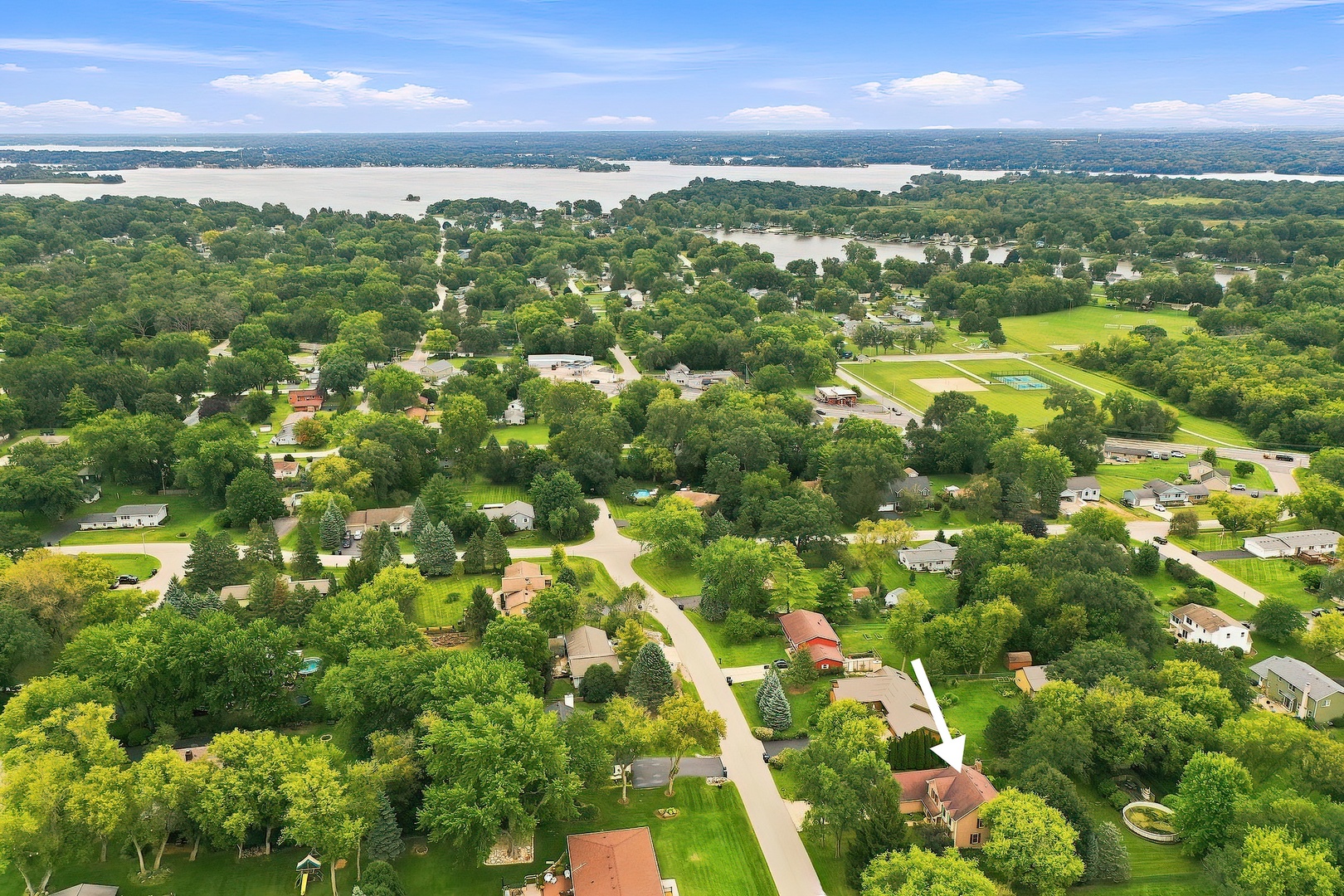 1813 Lakeview Street Property Photo 33