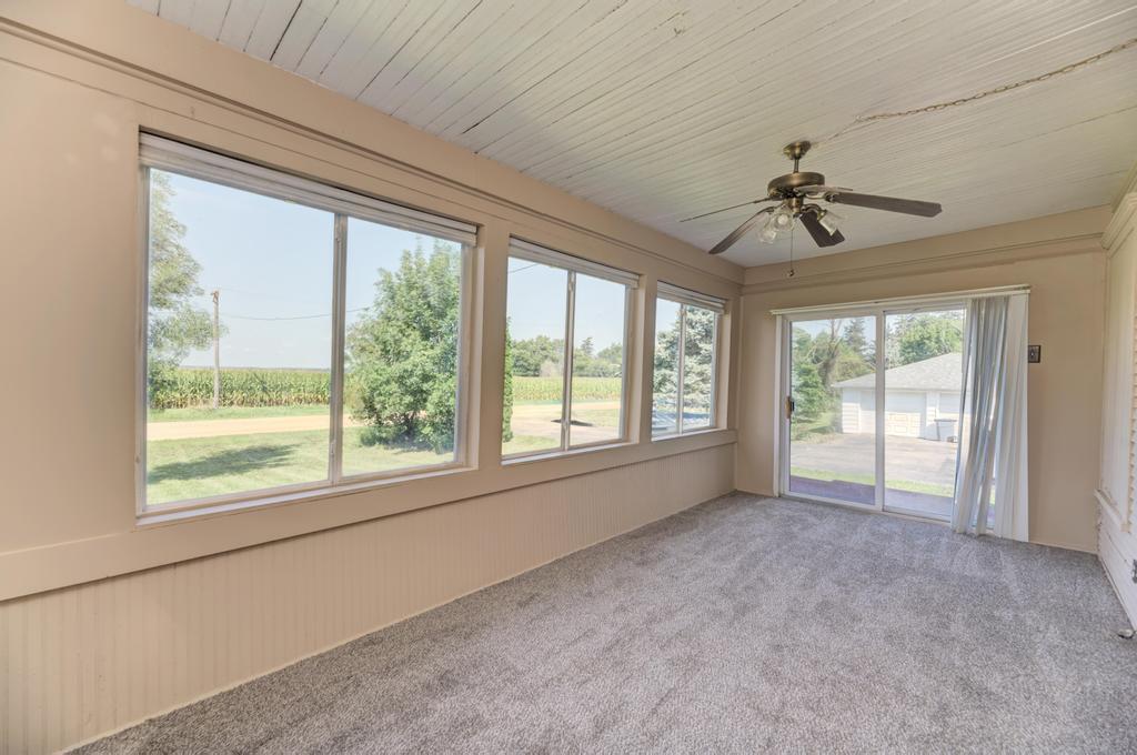 27564 Esmond Road Property Photo 8
