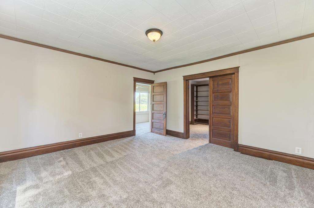 27564 Esmond Road Property Photo 11