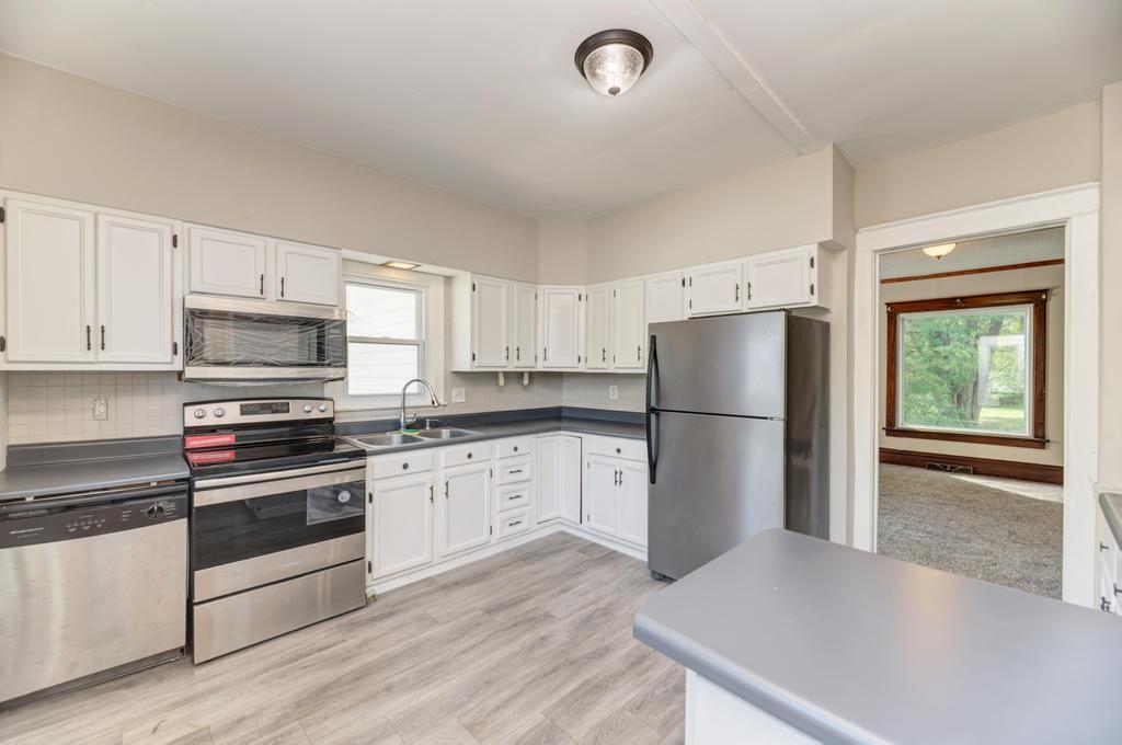 27564 Esmond Road Property Photo 17