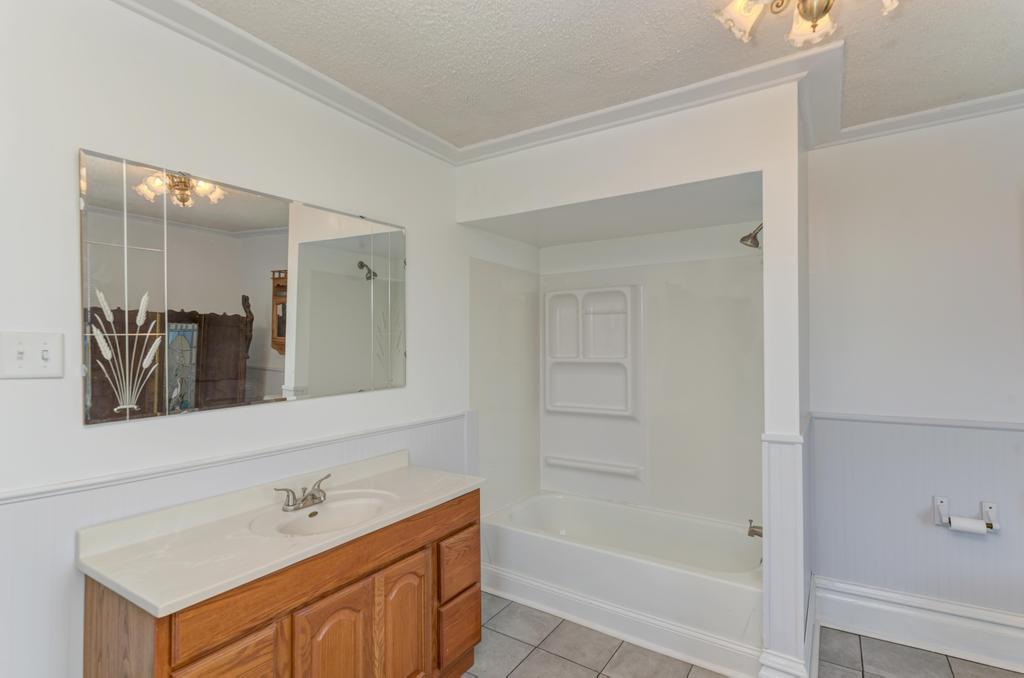 27564 Esmond Road Property Photo 25