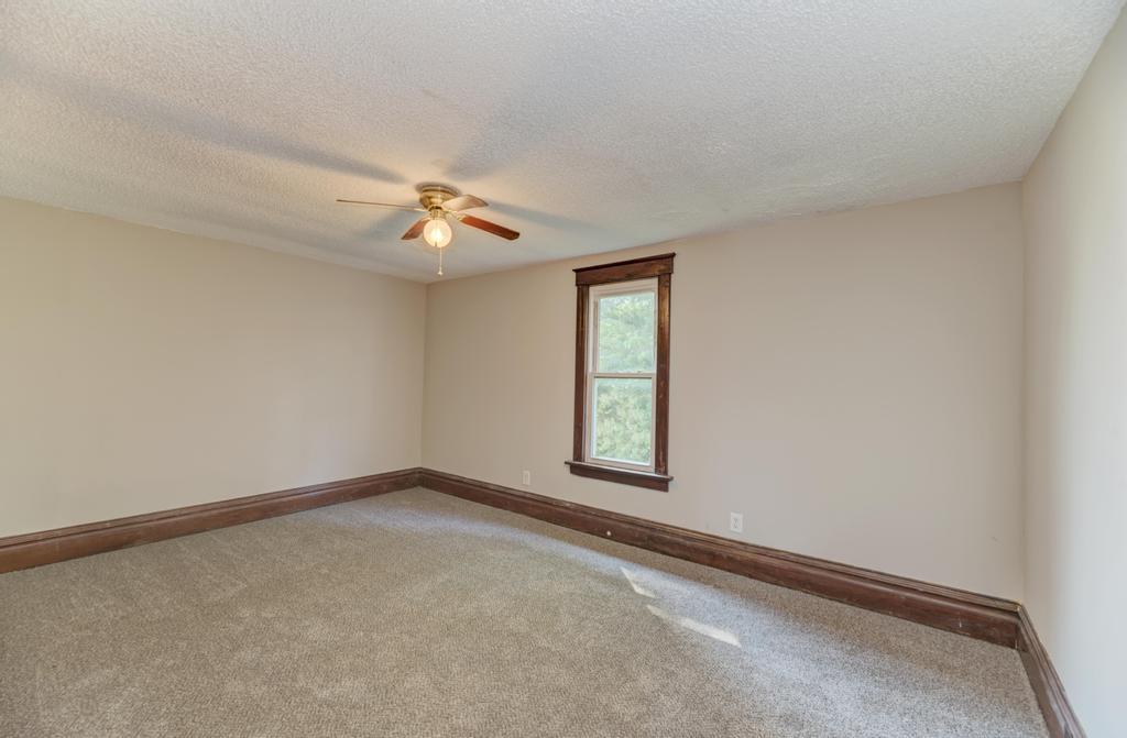 27564 Esmond Road Property Photo 26