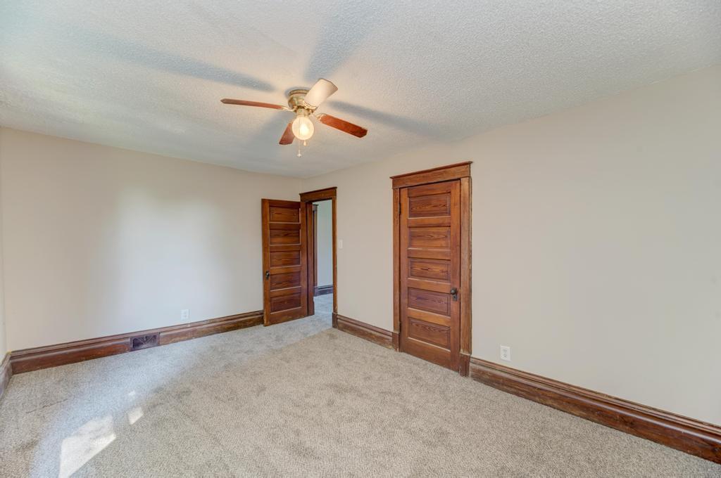 27564 Esmond Road Property Photo 27