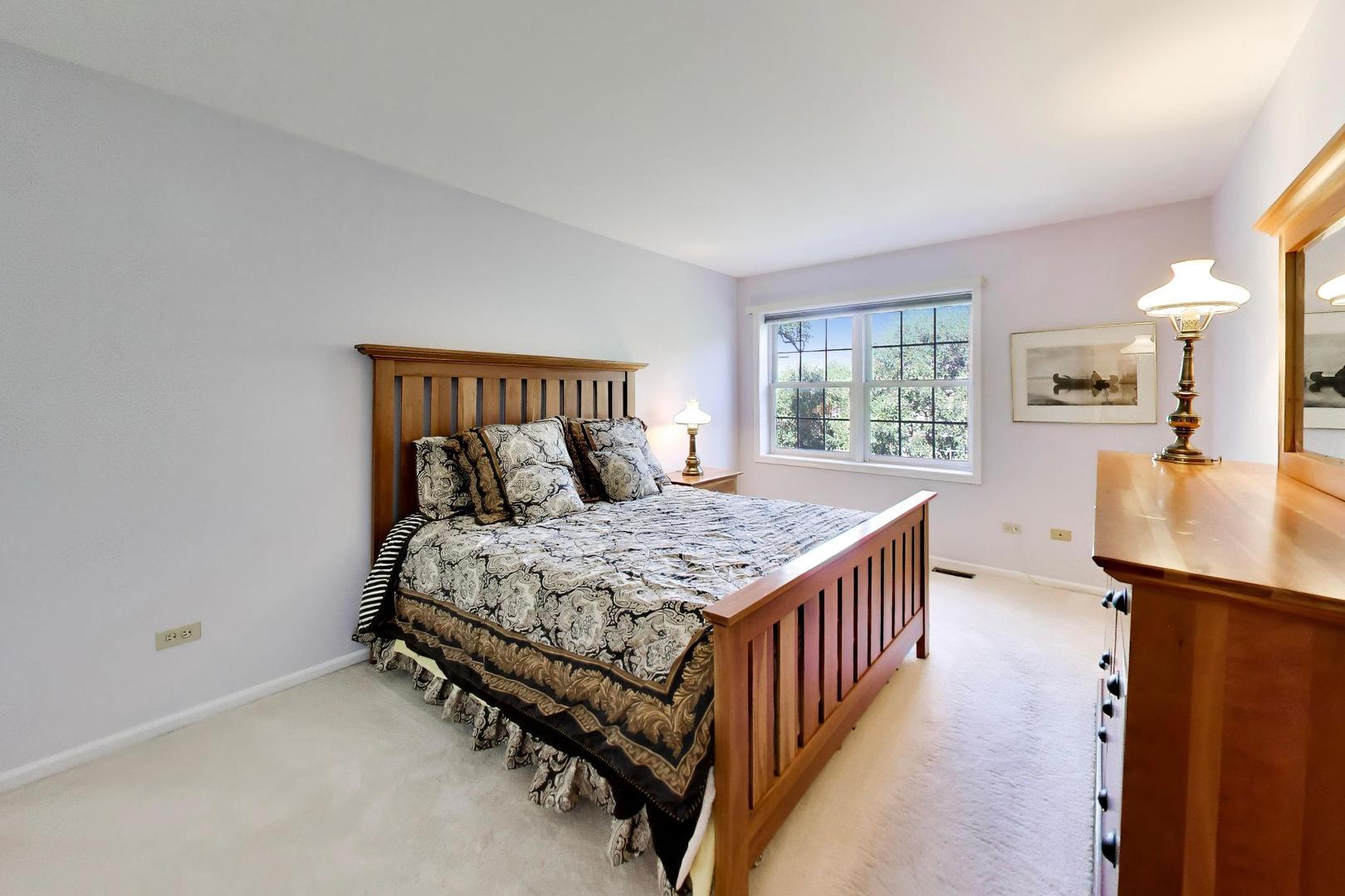 2107 Norwich Court Property Photo 18