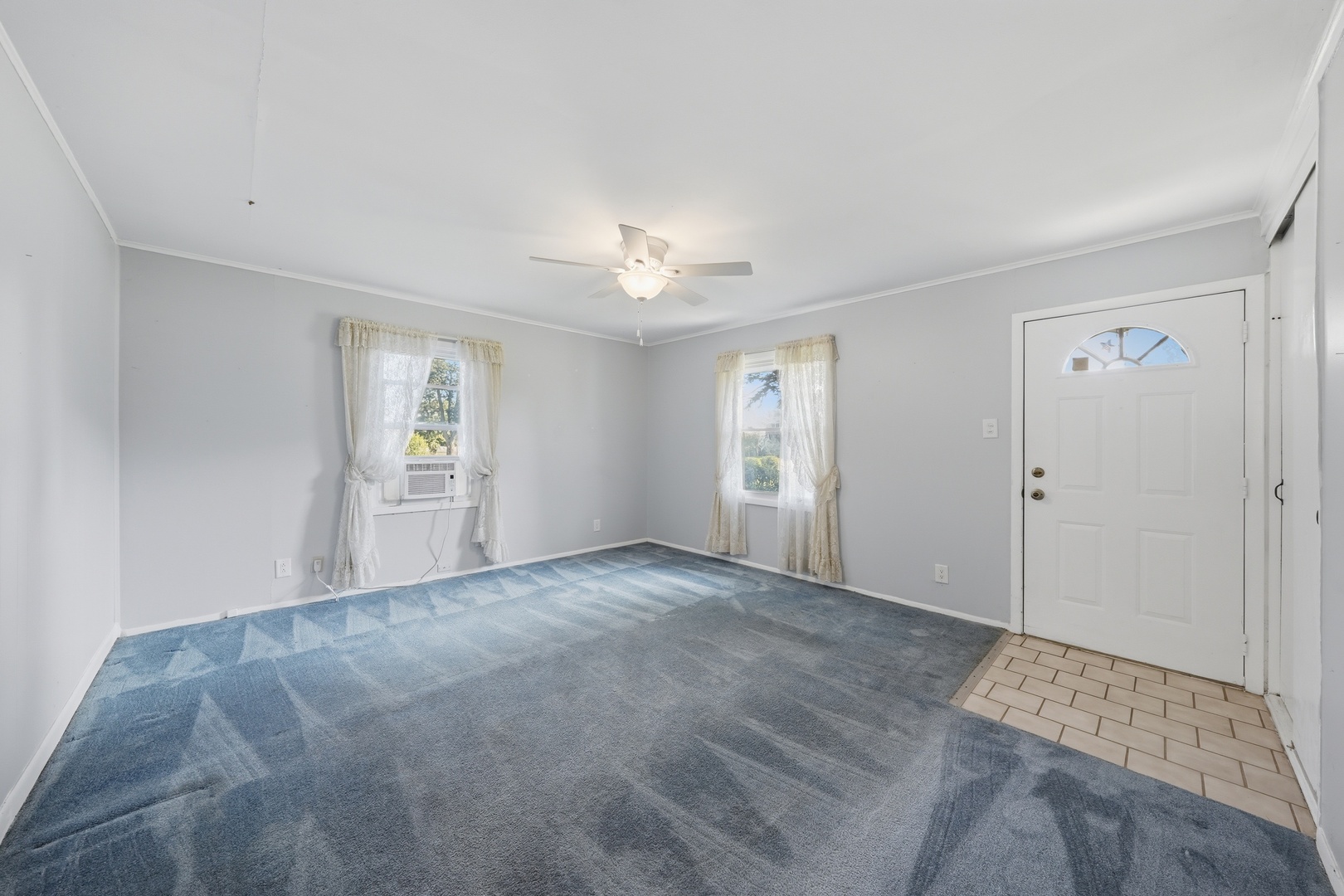 17120 Oriole Avenue Property Photo 4