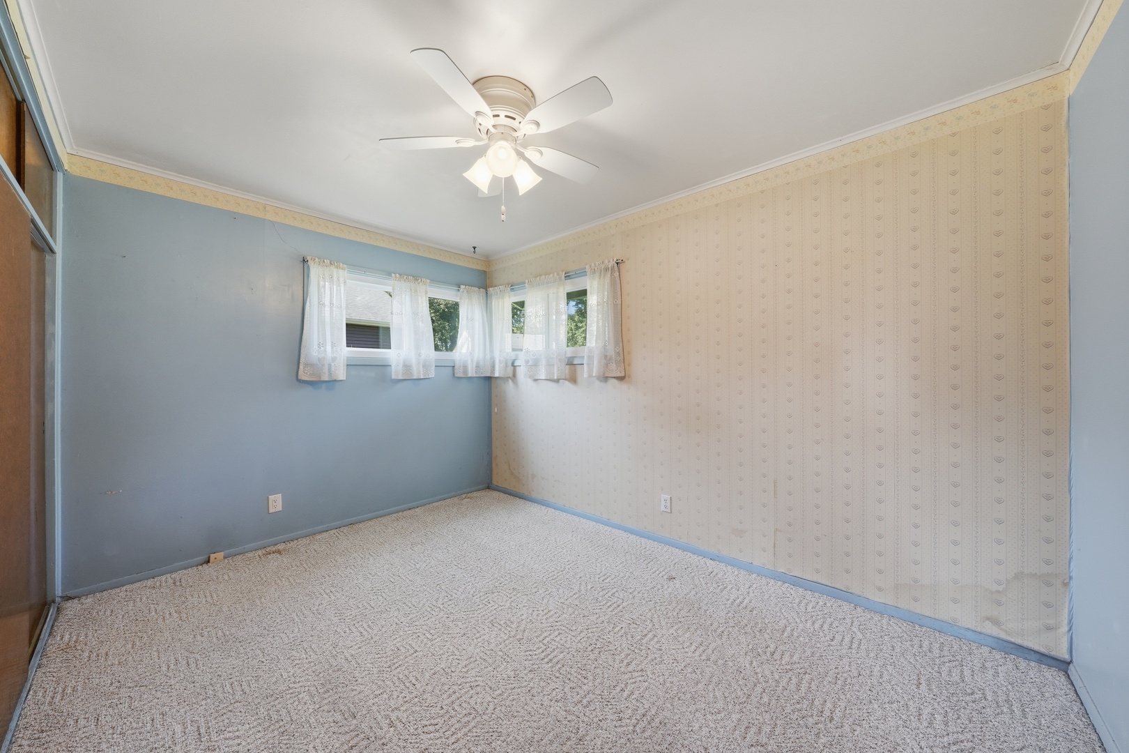 17120 Oriole Avenue Property Photo 10