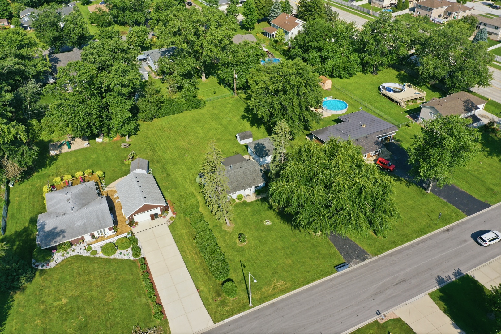 17120 Oriole Avenue Property Photo 18