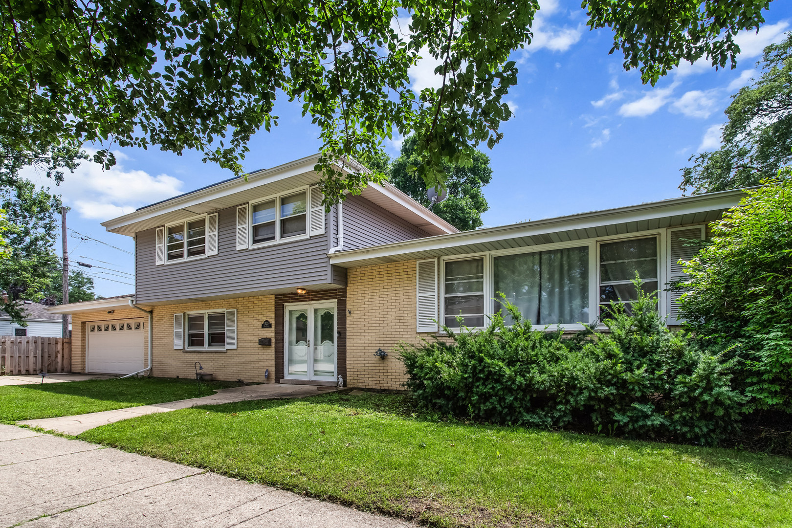 1525 Elm Street Property Photo 1