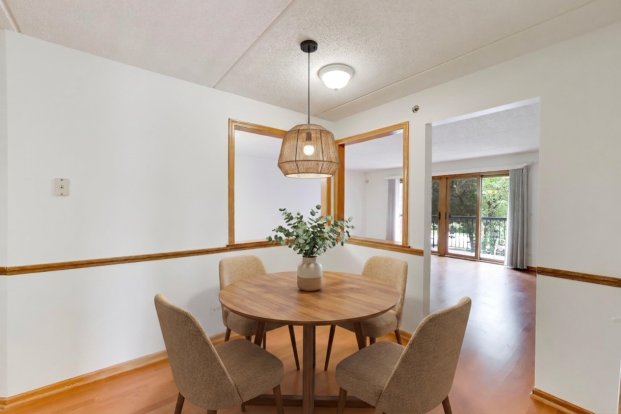 7120 N Milwaukee Avenue 208 Property Photo 18