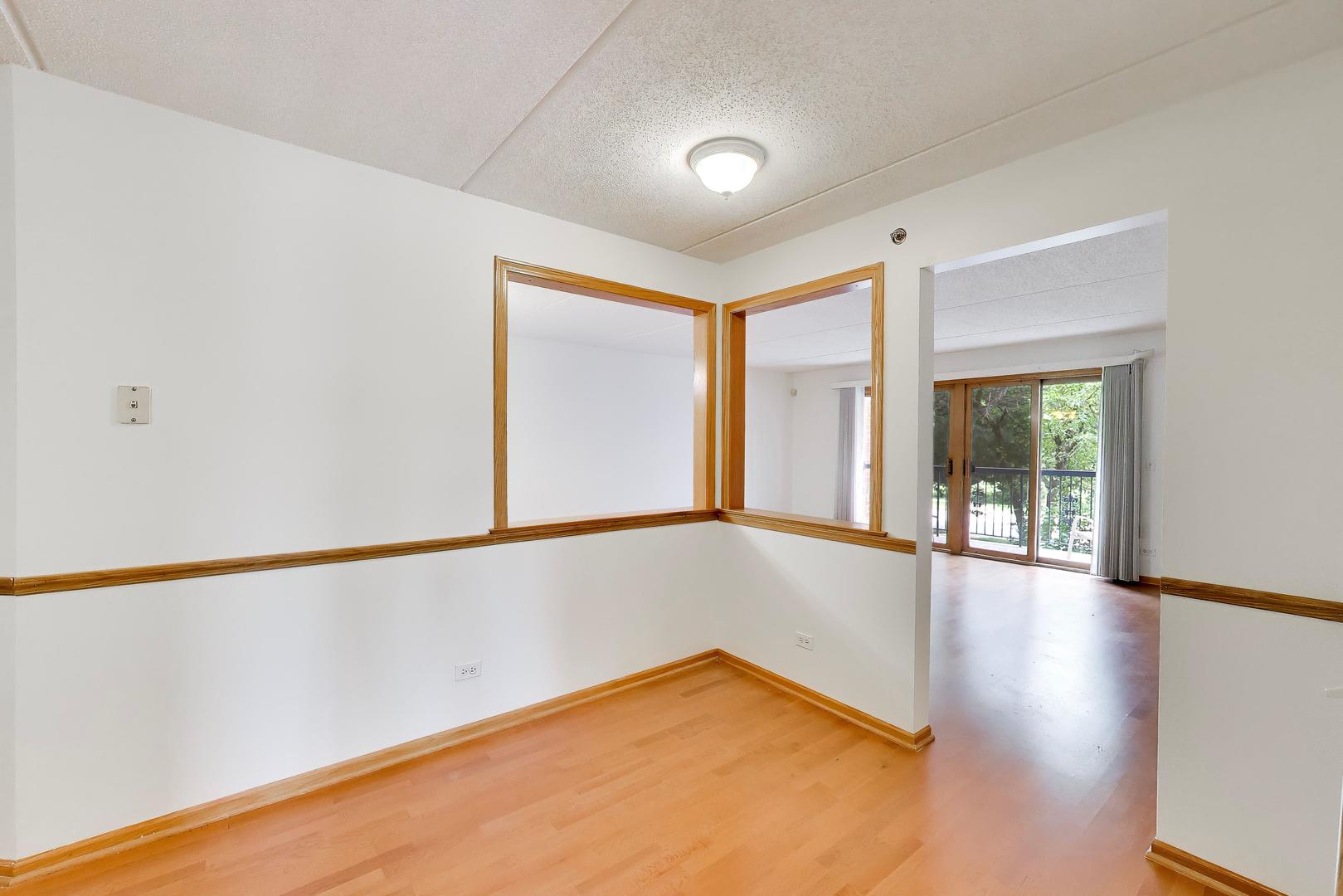 7120 N Milwaukee Avenue 208 Property Photo 19