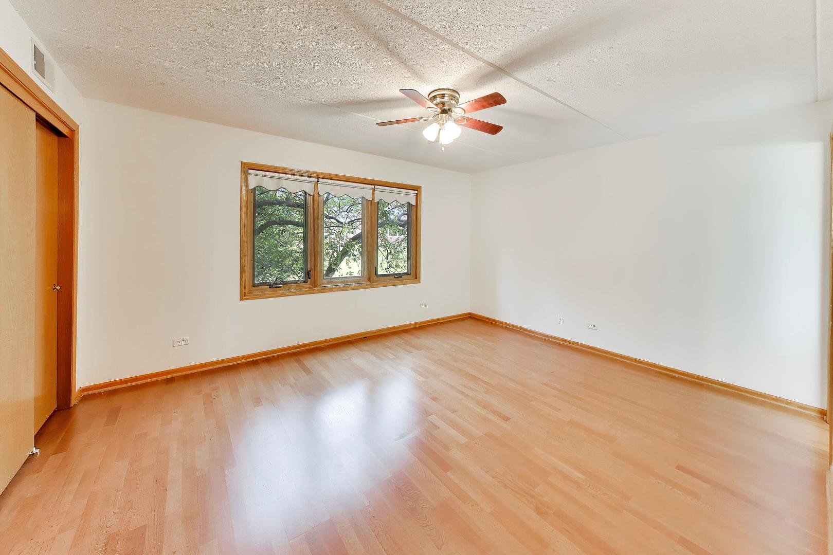 7120 N Milwaukee Avenue 208 Property Photo 21