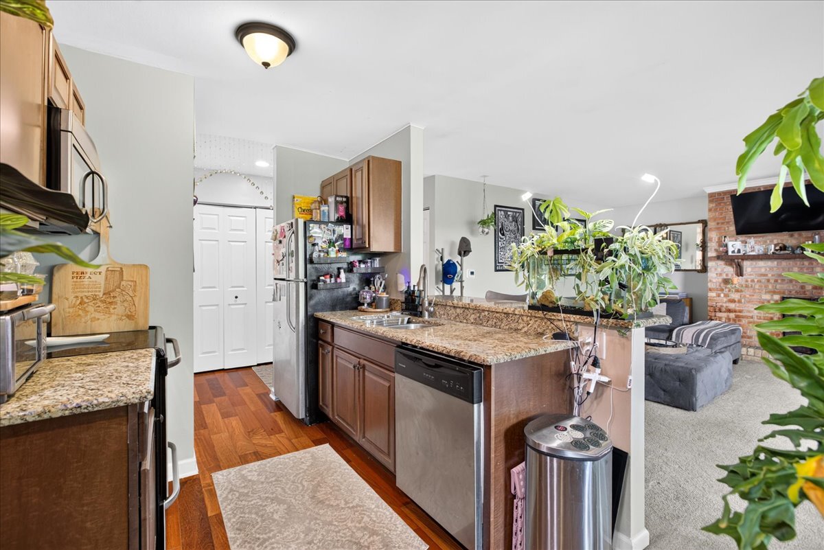 5603 Lakeside Drive 3c Property Photo 10