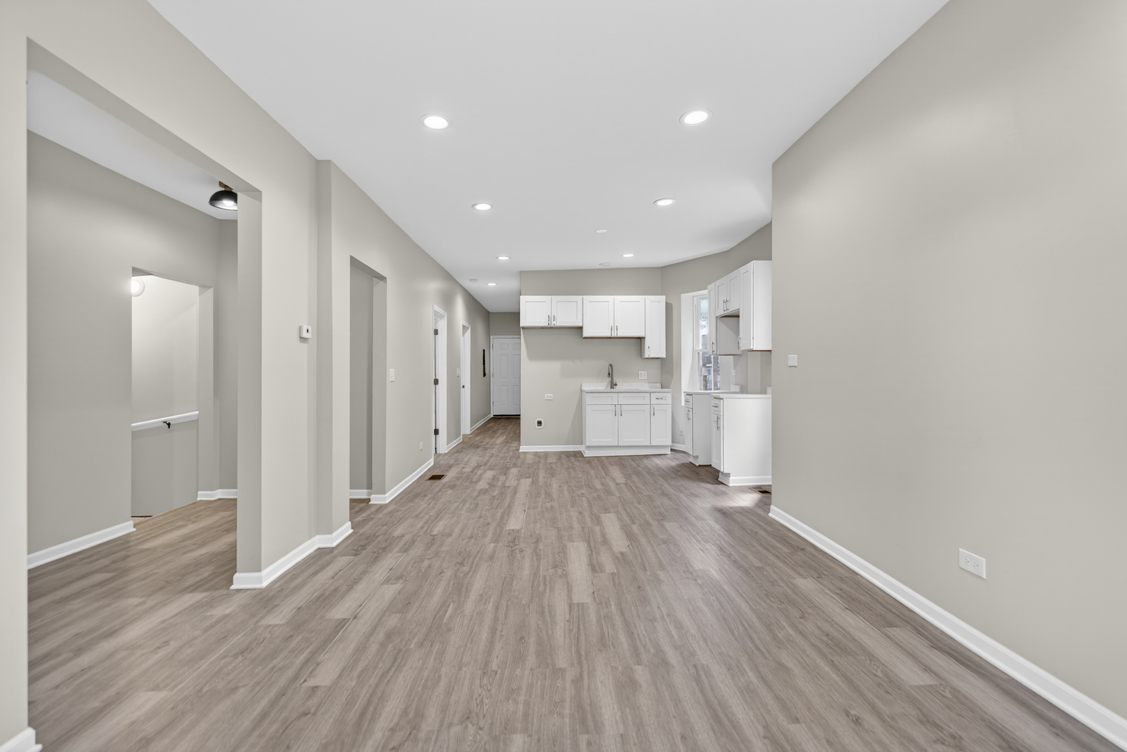 151 N Long Avenue Property Photo 10