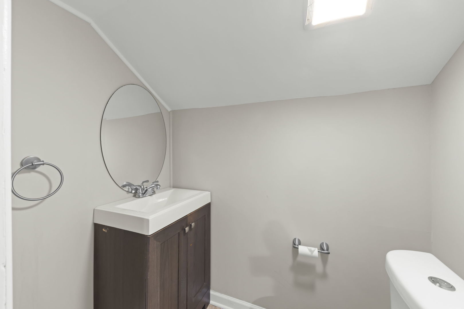708 N Cedar Road Property Photo 16