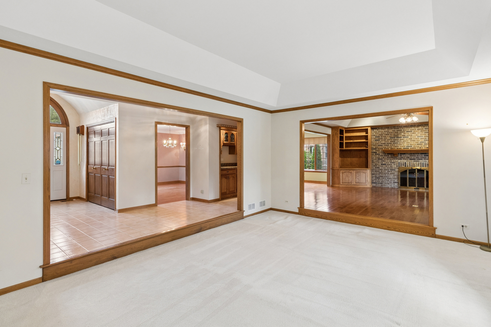 609 Claire Lane Property Photo 7