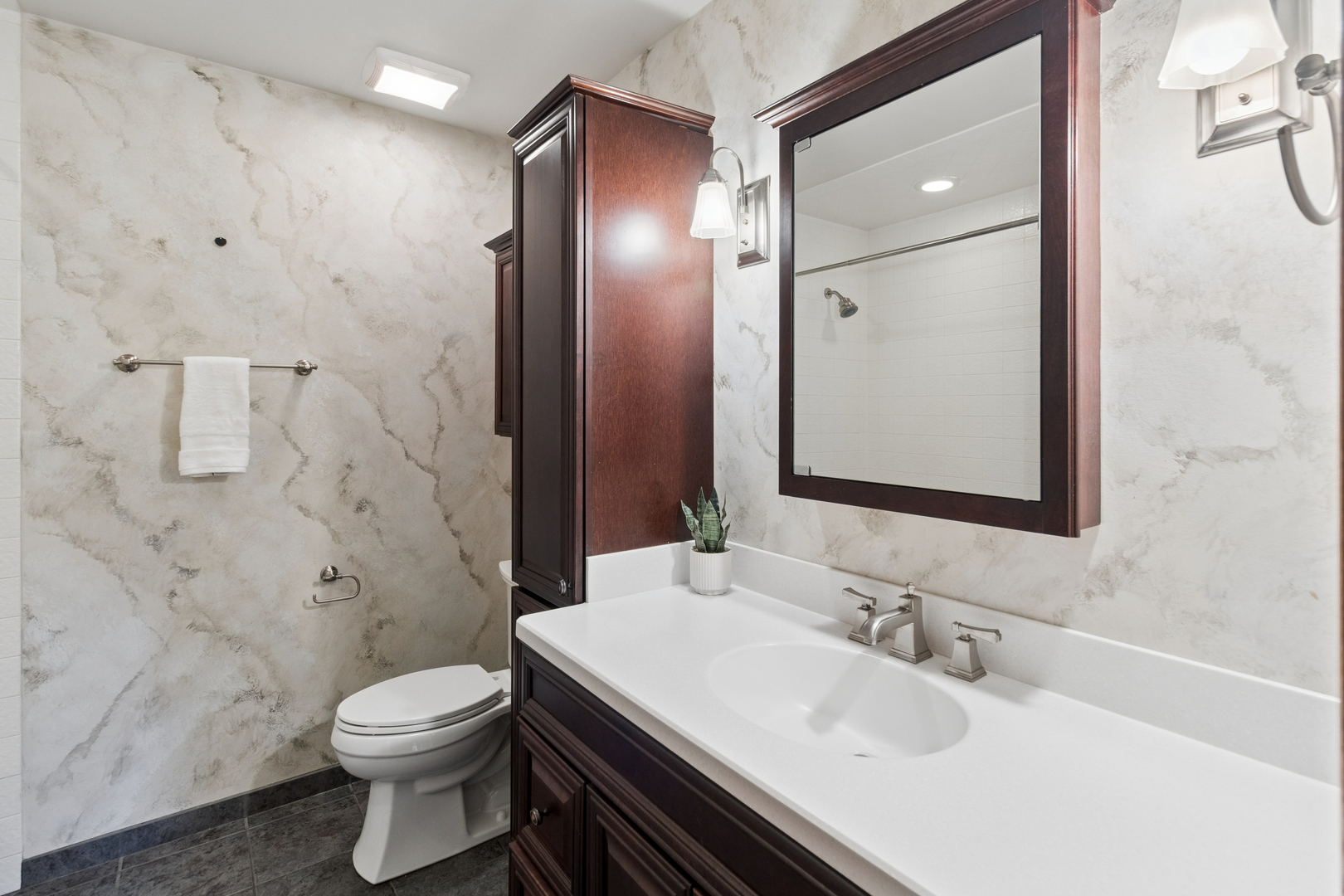 609 Claire Lane Property Photo 11